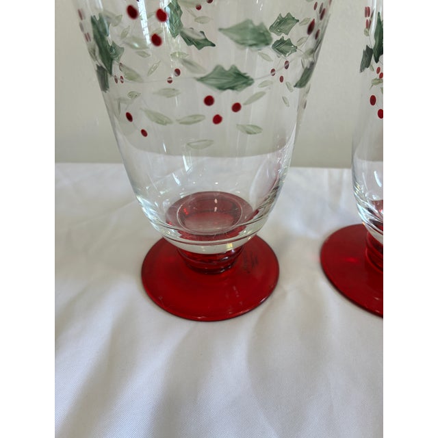 Late 20th Century Vintage Pfaltzgraff Holly Berry Holiday Glasses - Set of 2 For Sale - Image 5 of 10