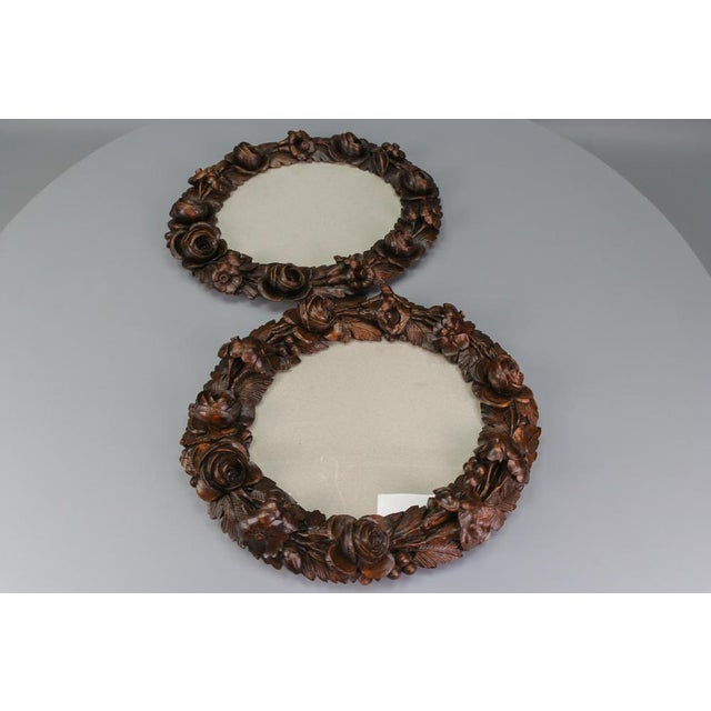 Oval Carved Walnut Picture Frames with Flowers, 1920s, Set of 2 For Sale - Image 3 of 18