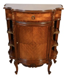 Example of Demi-lune Tables