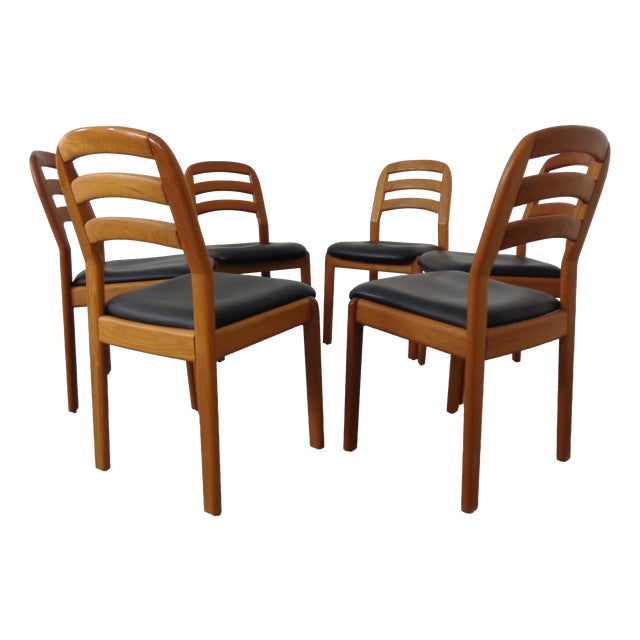 Danish Teak and Leather Chairs from Dyrlund, Denmark, 1970s, Set of 6 For Sale