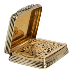 Fine Antique Sterling Silver Gilt Vinaigrette Francis Clarke Birmingham 1841