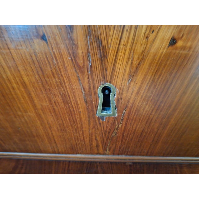 Chest of Drawers in Walnut, 1890 For Sale - Image 6 of 18