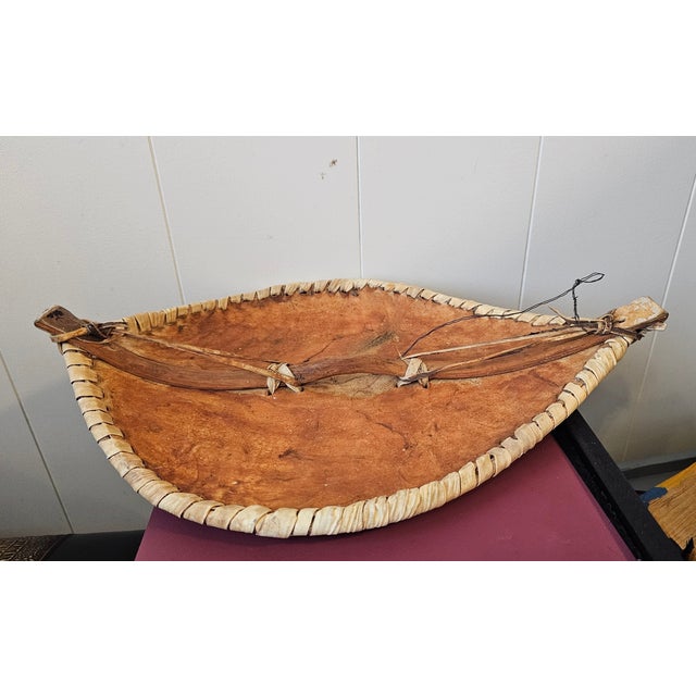 Leather mask, traditional African shield of the Maasai people, dimensions: height 51.5 cm, width 34 cm, depth 7 cm.