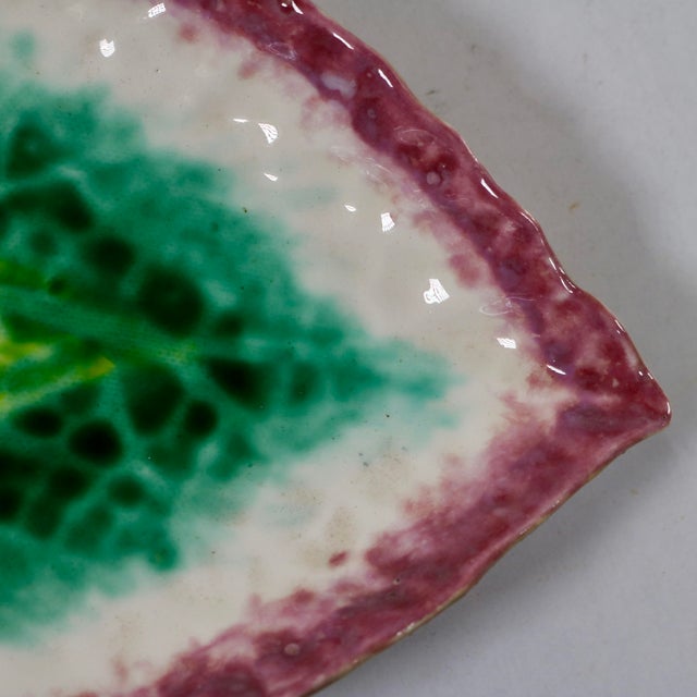 Mid 20th Century English Traidional Japanese Majolica Begonia Leaf Plate For Sale - Image 4 of 9