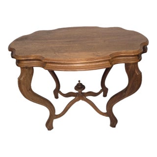 Antique Victorian Walnut Turtle-Top Parlor Table With Cabriole Legs For Sale