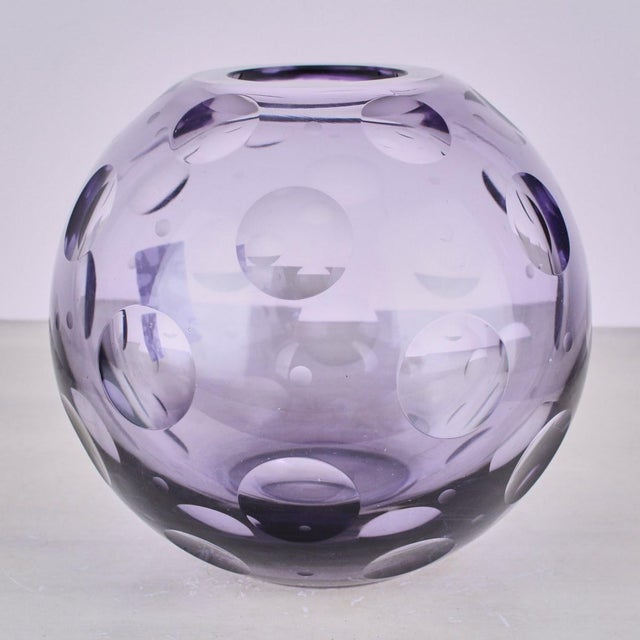Optical Glass Vase, 1970s For Sale - Image 5 of 5