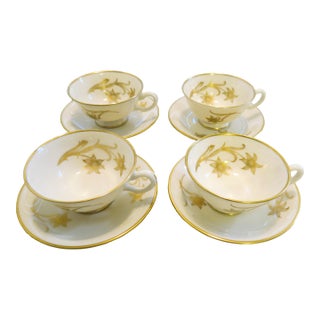 Mid Century Lenox China. Set of 4 Cups and Saucers. Mint Condition. Bone White With 14 Kt Gold. For Sale