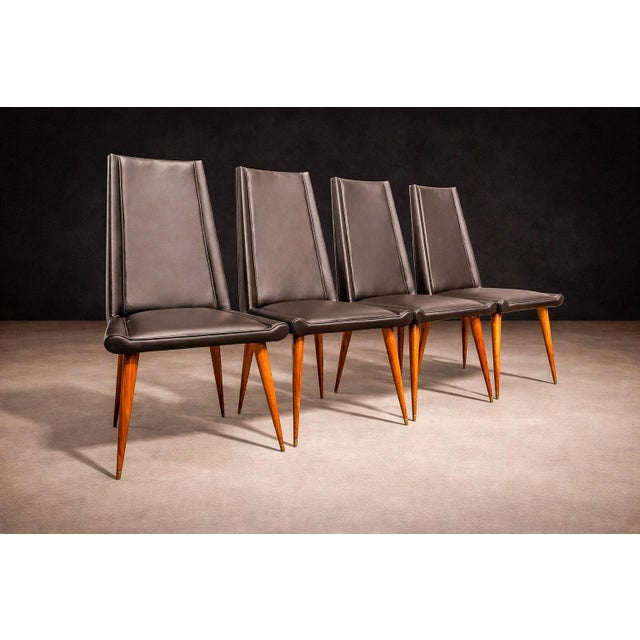 Wood Set of 4 Chairs in Caviuna Wood & Black Leather, Giuseppe Scapinelli, 1950s For Sale - Image 7 of 14