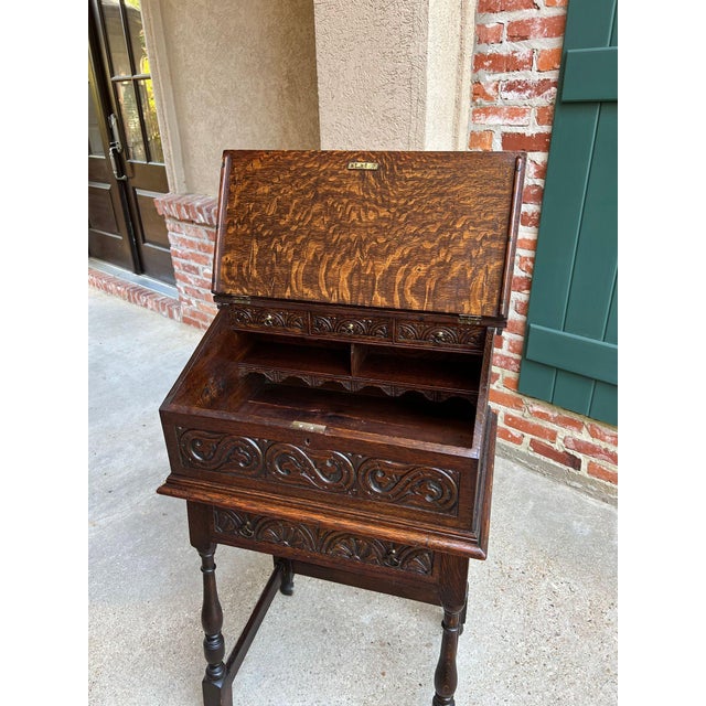 Antique English Slant Front Desk Display Stand Jacobean Carved Tiger Oak Lectern For Sale - Image 4 of 18