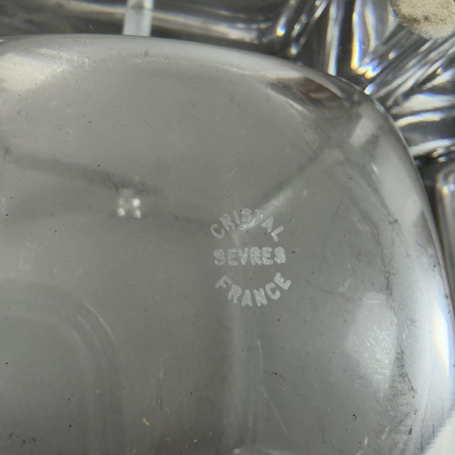 French Crystal Ice Bucket with Tongs For Sale - Image 6 of 11