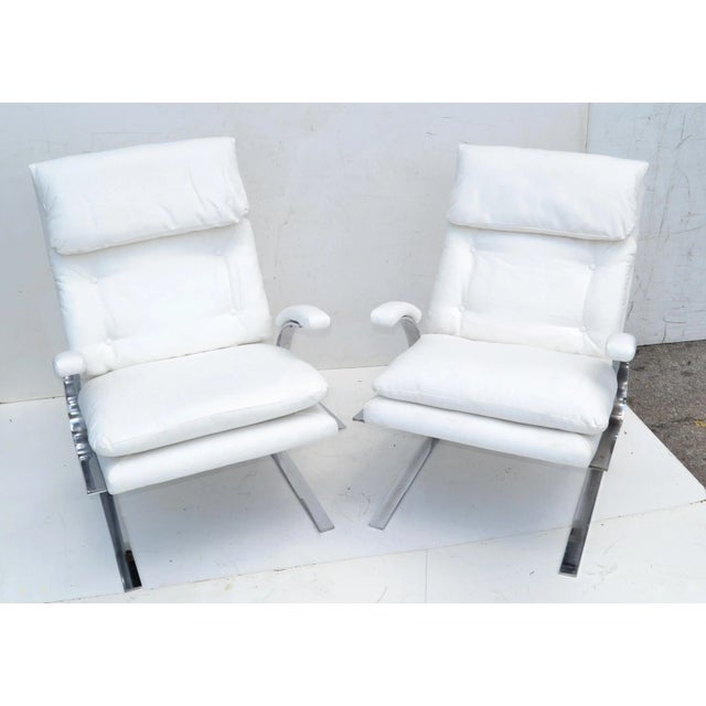 Pair of Saporiti Style Cantilever Lounge Chair Off White Bouclé Upholstery 1980 For Sale - Image 12 of 13