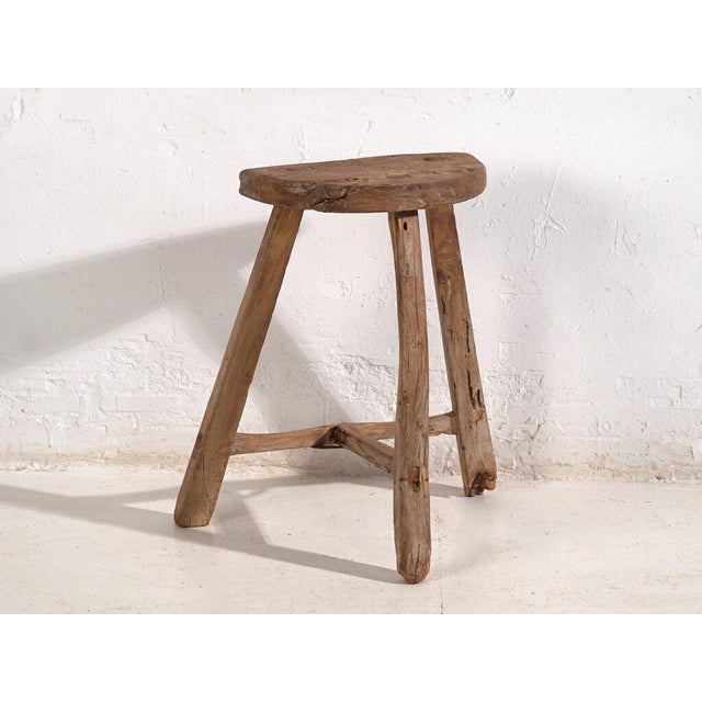 Antique Primitive Stool in Elm, 1900s For Sale - Image 5 of 6