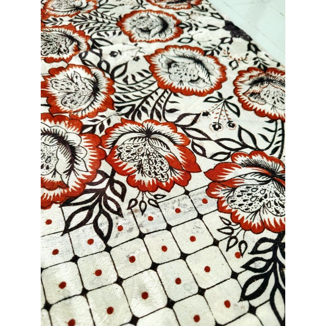 Bring timeless global style to your table with this beautiful vintage hand-printed Indian cotton banquet tablecloth....