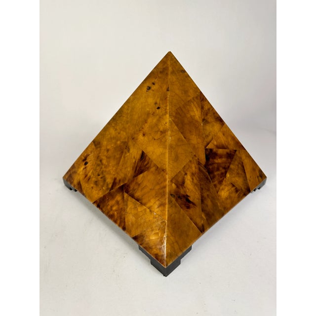Mid 20th Century Pen Shell Pyramid Box With Attribution to Maitland Smith For Sale In Chicago - Image 6 of 12