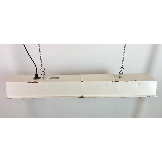 Vintage Industrial Hanging Tube Light from Famor, 1970s For Sale - Image 4 of 18