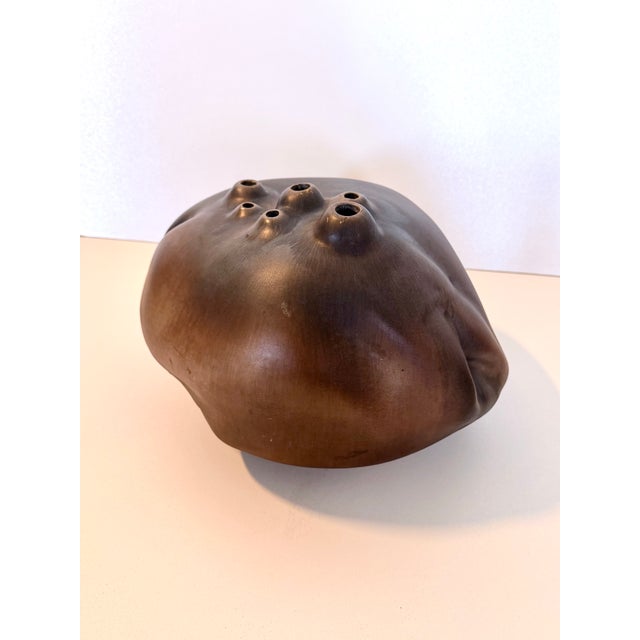 Mid-Century Modern Brown Lacquered Ceramic Tulip Vase / Centerpiece attributed to Giacomo Onestini, 1970s For Sale - Image 3 of 15