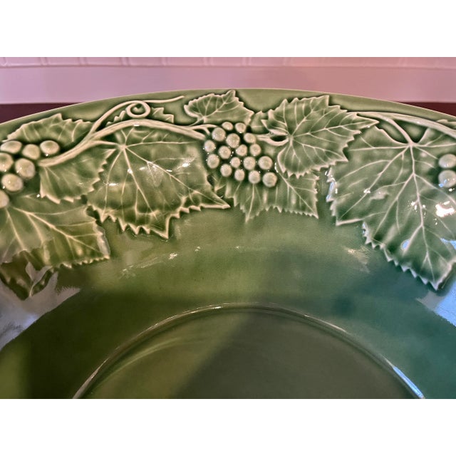 Traditional Vintage Large Bordallo Pinheiro Basketweave Green Salad Bowl For Sale - Image 3 of 6