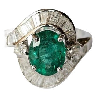 Set in 18k Gold, 2.14 Carats Natural Zambian Emerald & Diamonds Engagement Ring, Size 6 For Sale
