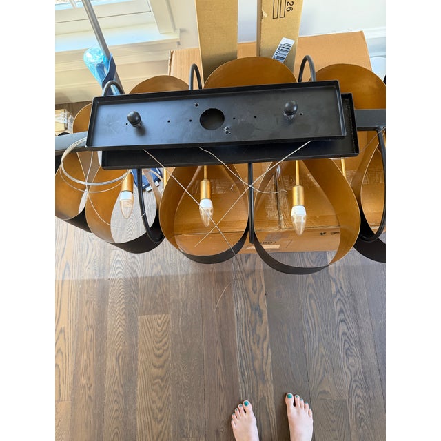 Mid-Century Modern Currey and Company Marchfield Chandelier For Sale - Image 3 of 3