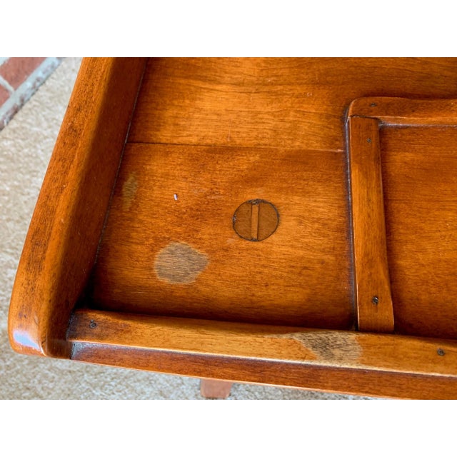 Wood Mid 20th Century Cushman Colonial Creations Maple Cobbler's Table No. 5-16 For Sale - Image 7 of 11