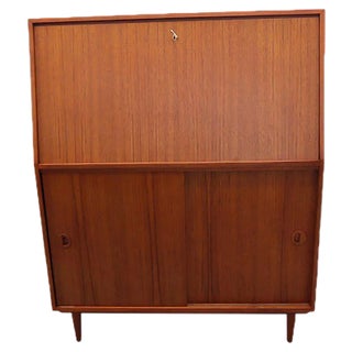 Mid-Century Danish Cabinet, 1960s For Sale