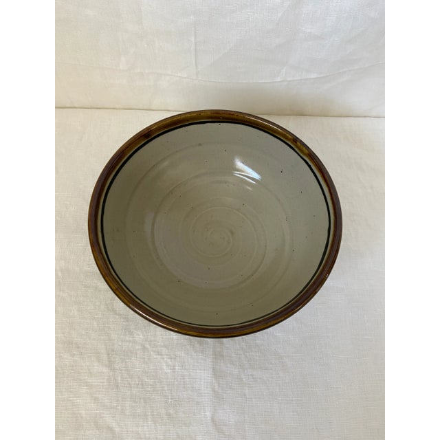 Japanese 1960s Japanese Ceramic Serving Bowl For Sale - Image 3 of 5