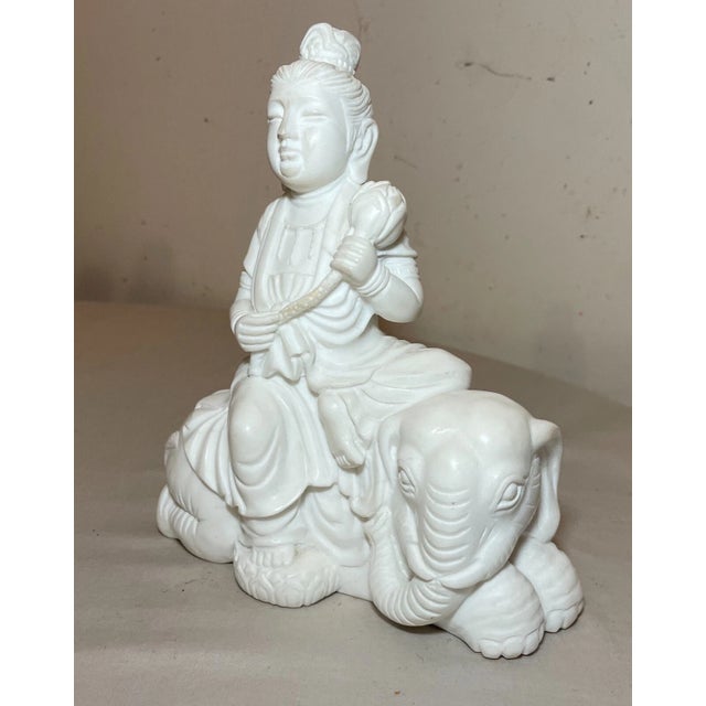 1990s Carved Chinese Marble Stone Samantabhadra Bodhisattva Dehua Sculpture Statue For Sale In New York - Image 6 of 14