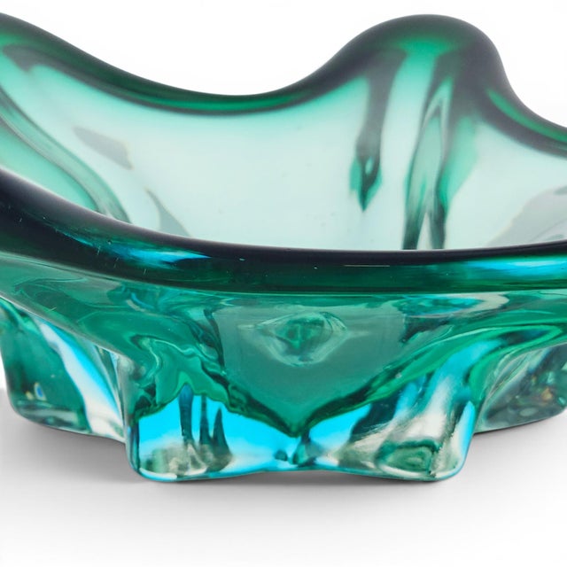 Murano Sommerso Emerald & Aquamarine Sculptural Star Art Glass Bowl 11.25" For Sale - Image 10 of 18