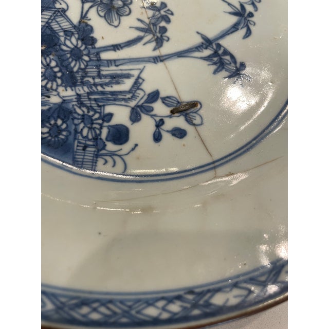 18th-Century Chinese Export Blue and White Plates, Set of 2 For Sale - Image 10 of 15