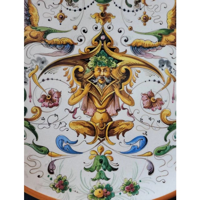 19th Century Antique Italian Renaissance Raffaellesco Grotteschi Majolica Wall Charger For Sale - Image 5 of 11