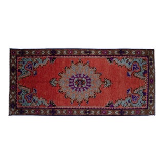 1960s Small Turkish Rug Hand Knotted Entryway Mat Bath Rug Kitchen Rug - 19'' X 41'' For Sale