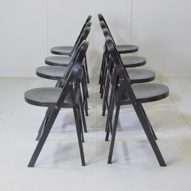 Tric Folding Chairs in Black Lacquered Beech by Achille & Pier Giacomo Castiglioni for Bernini, 1960s, Set of 8 For Sale - Image 9 of 10