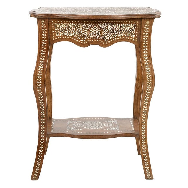 This elegant marquetry harness is a refined example of traditional craftsmanship. with its meticulous inlays and delicate...