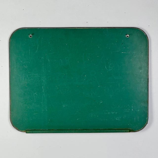 This is the second time we get our hands on one of these vintage beauties. The first time it was bought by an interior...