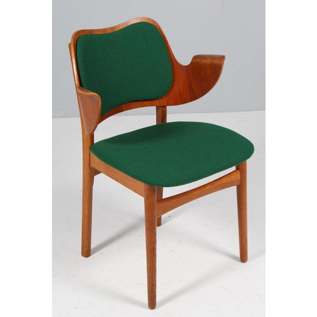 Danish Model 107 Armchair in Oak Frame from Hans Olsen, 1960s For Sale - Image 3 of 8