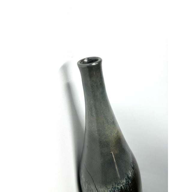 Gertrud and Otto Natzler Tall Cylindrical Bottle, 1968 - 2 Pieces For Sale In San Francisco - Image 6 of 18