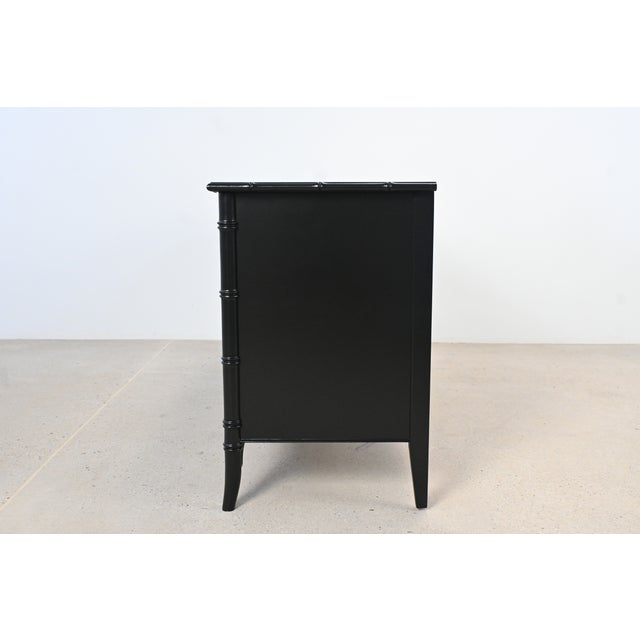Thomasville Allegro Faux Bamboo Hollywood Regency Black Lacquer 9 Drawer Dresser| Newly Refinished For Sale - Image 15 of 17