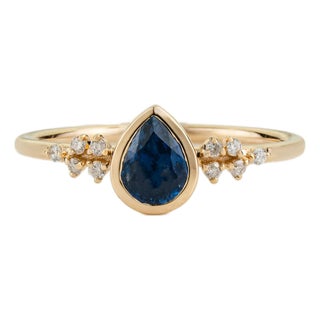 Pear Cut Blue Sapphire and Diamond Cluster Vintage Ring in 14k Gold Size 8 For Sale