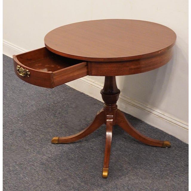 Wood Mersman Solid Mahogany Traditional Duncan Phyfe Style 29" Round Accent Table 1320-7709 For Sale - Image 7 of 14