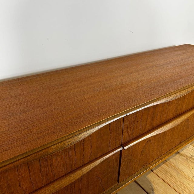 Teak Chest of Drawers from Austinsuite, 1960s For Sale - Image 9 of 13
