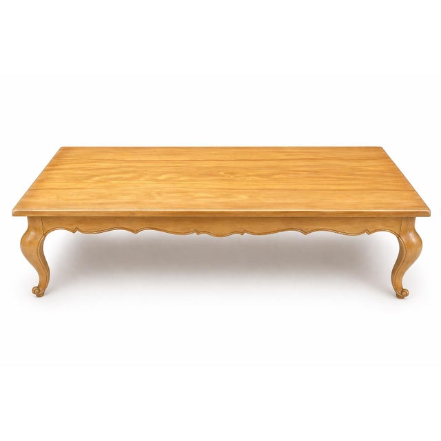 French Provincial Mid 20th Century Extra Large French Provincial Solid Wood Coffee Table — 76” Blonde Wood Cocktail Table With Cabriole Legs For Sale - Image 3 of 12