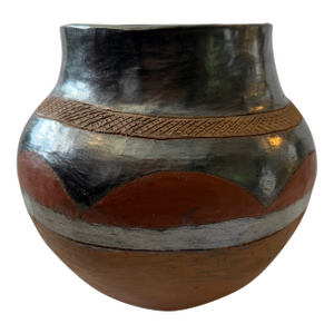 Handmade Zimbabwe Makarunga Tribal Pottery Vessel / African Earthenware Pot