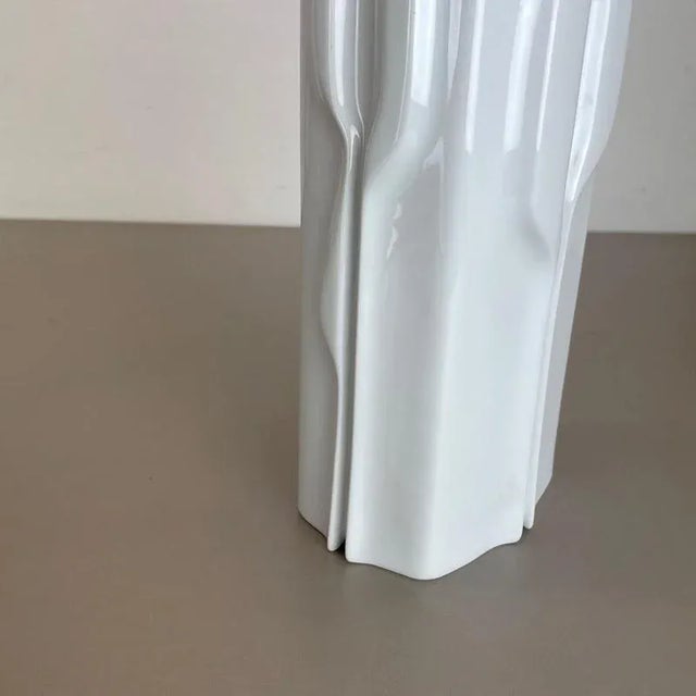 Large Op Art German Porcelain Vase from Fürstenberg Ceramics, Germany, 1970s For Sale - Image 10 of 18