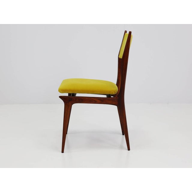 Santos Rosewood and Lemon Yellow Velvet Chairs by Carlo De Carli, Italy, 1950s, Set of 2 For Sale - Image 4 of 13