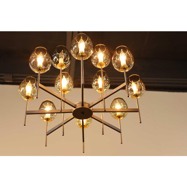 Mid-Century Modern Lightolier Chandelier With Eight Arms and 16 Glass Bulbs For Sale - Image 3 of 11