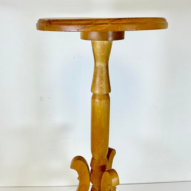 Vintage Arts & Crafts Rustic Farmhouse Three-Leg Maple Drinks Table/Plant Stand. For Sale - Image 6 of 9