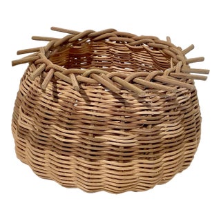 Small Decorative Basket With Unique Edge Detail For Sale