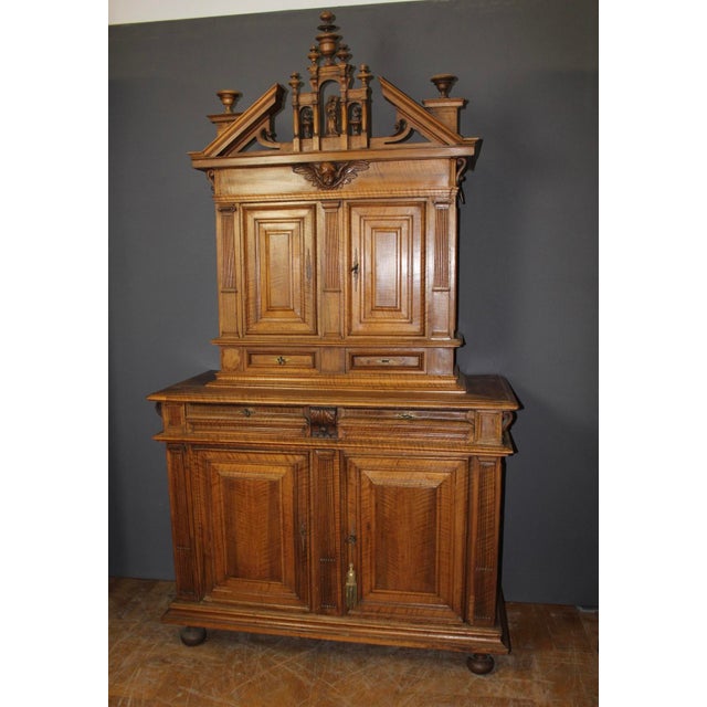 Louis XIII Withdrawal Buffet in Walnut, Late 17th Century For Sale - Image 16 of 18