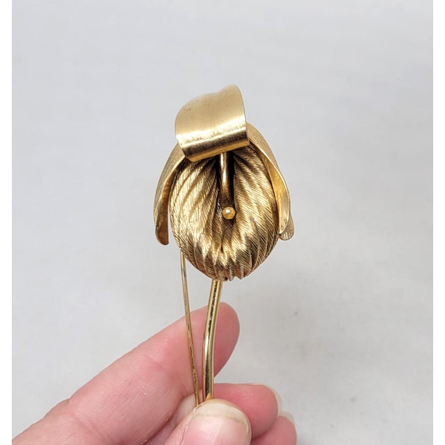 Vintage 1950s Signed Napier Goldtone Flower Brooch For Sale In Philadelphia - Image 6 of 8