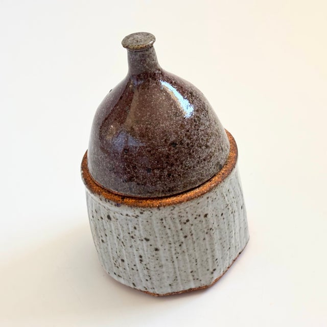 Two Toned Studio Pottery Container For Sale - Image 4 of 10